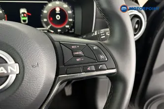 Nissan Juke N-Connecta Manual Petrol SUV - Stock Number (1682547) - 3rd supplementary image