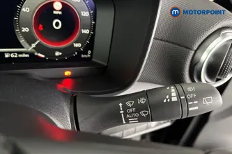 Nissan Juke N-Connecta Manual Petrol SUV - Stock Number (1682547) - 6th supplementary image