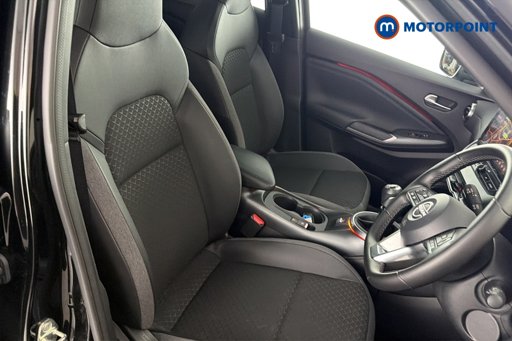 Nissan Juke N-Connecta Manual Petrol SUV - Stock Number (1682547) - 22nd supplementary image