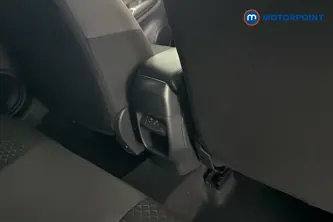 Nissan Juke N-Connecta Manual Petrol SUV - Stock Number (1682547) - 28th supplementary image