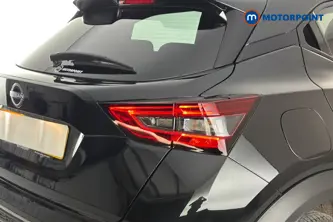 Nissan Juke N-Connecta Manual Petrol SUV - Stock Number (1682547) - 36th supplementary image
