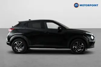 Nissan Juke N-Connecta Manual Petrol SUV - Stock Number (1682547) - Passenger side