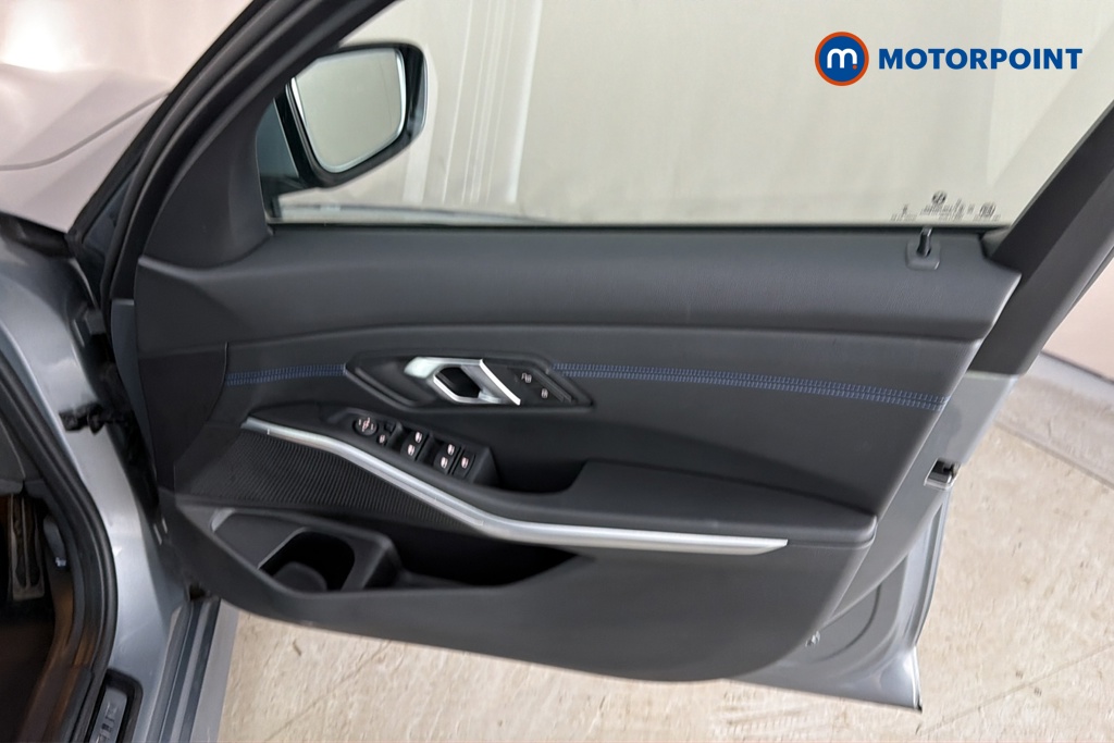 BMW 3 Series M Sport Automatic Petrol Saloon - Stock Number (1682653) - 18th supplementary image