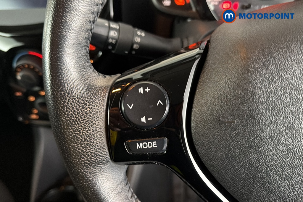 Peugeot 108 Allure Manual Petrol Hatchback - Stock Number (1682681) - 4th supplementary image