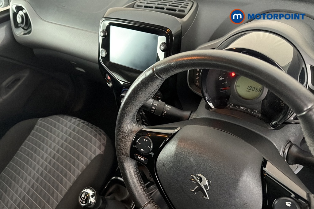 Peugeot 108 Allure Manual Petrol Hatchback - Stock Number (1682681) - 1st supplementary image
