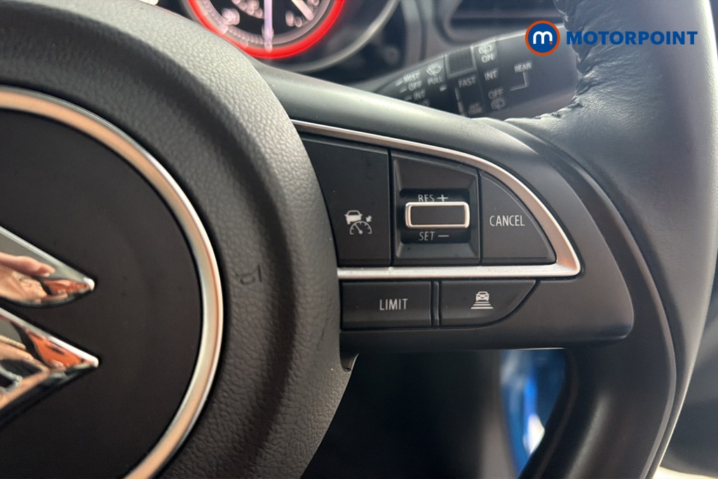 Suzuki Swift Sz-L Manual Petrol Hatchback - Stock Number (1682939) - 3rd supplementary image