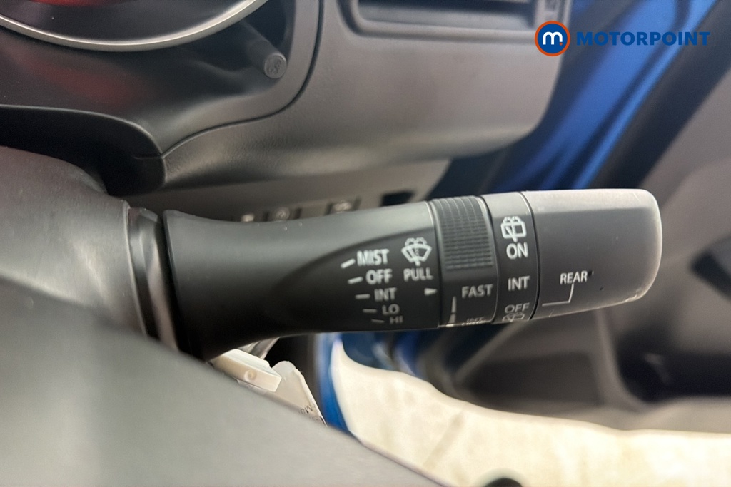 Suzuki Swift Sz-L Manual Petrol Hatchback - Stock Number (1682939) - 6th supplementary image