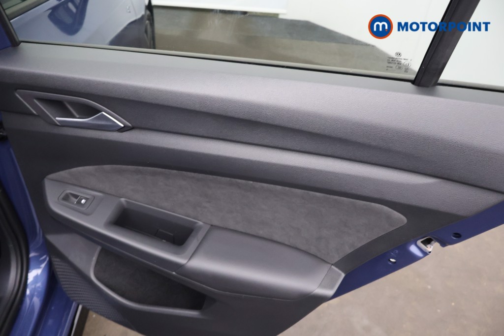 Volkswagen Golf Black Edition Automatic Petrol Hatchback - Stock Number (1683272) - 20th supplementary image