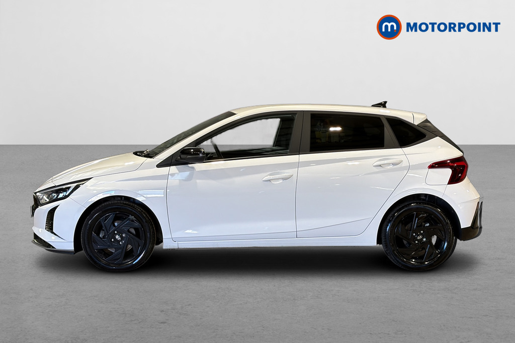 Hyundai I20 Black Line Manual Petrol Hatchback - Stock Number (1683295) - Drivers side