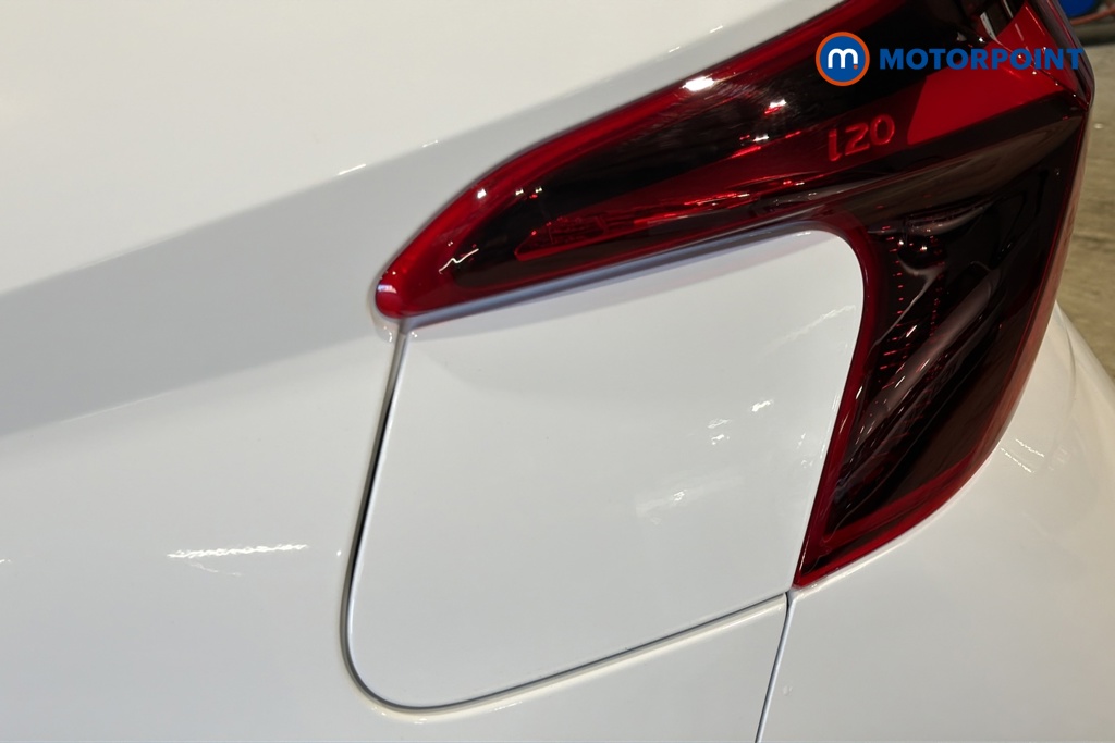 Hyundai I20 Black Line Manual Petrol Hatchback - Stock Number (1683295) - 41st supplementary image