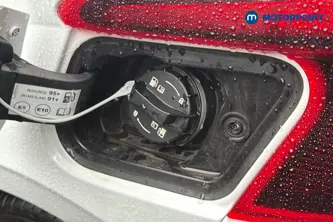 Hyundai I20 Tech Line Automatic Petrol Hatchback - Stock Number (1683296) - 41st supplementary image