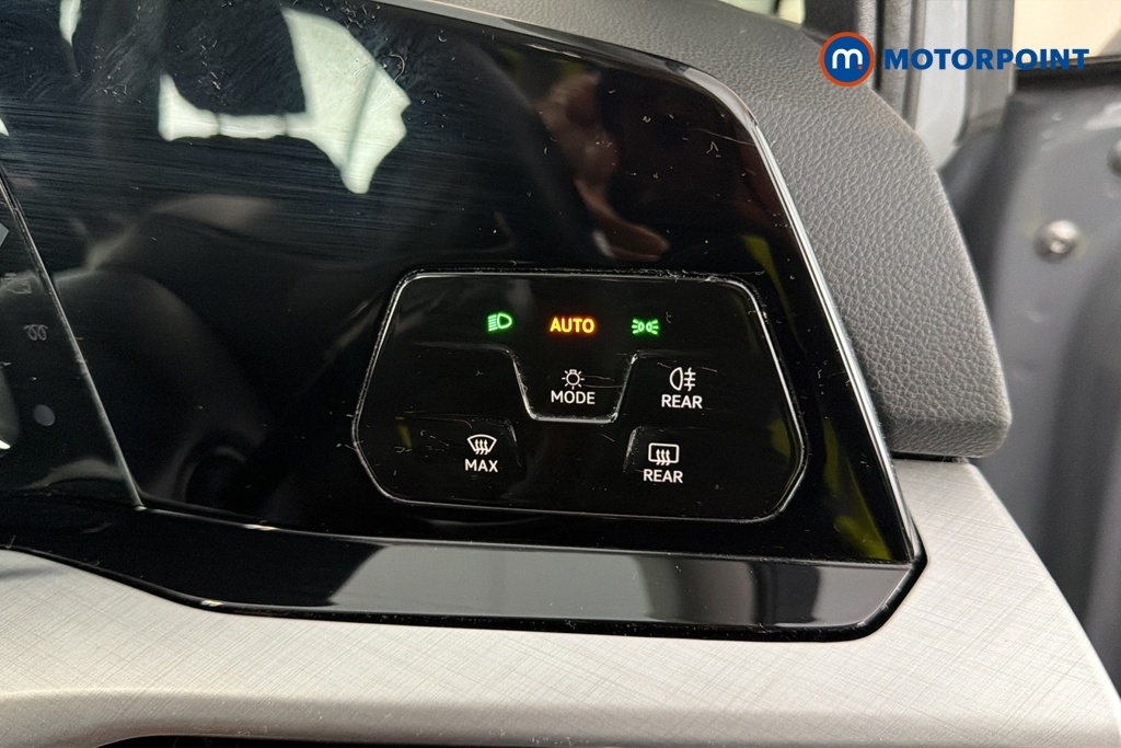Volkswagen Golf Life Manual Petrol Hatchback - Stock Number (1684212) - 11th supplementary image