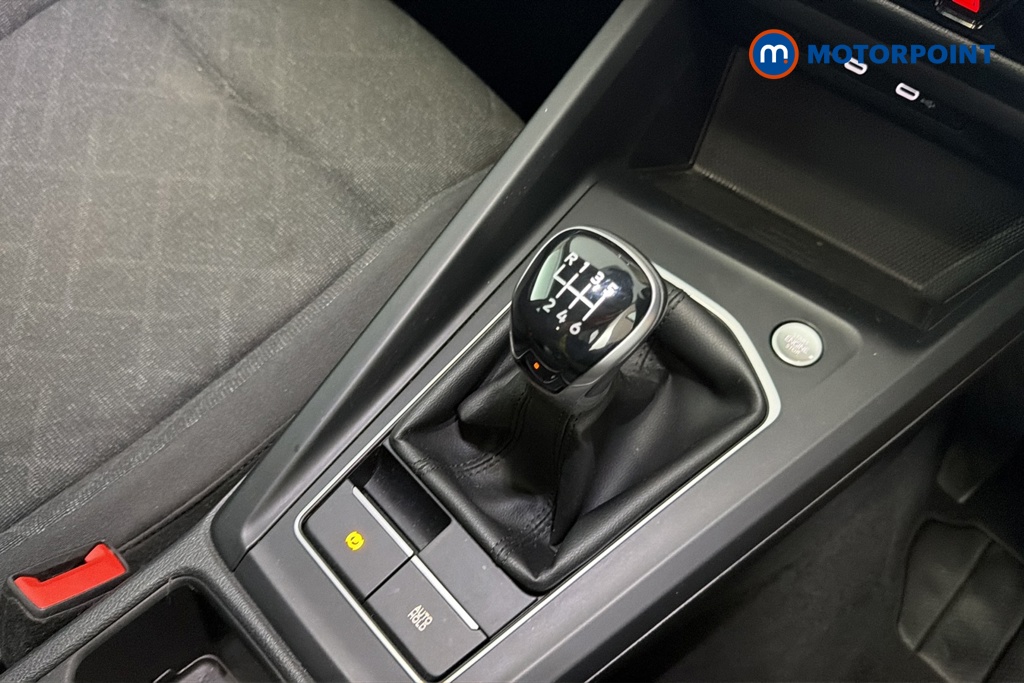 Volkswagen Golf Life Manual Petrol Hatchback - Stock Number (1684212) - 15th supplementary image