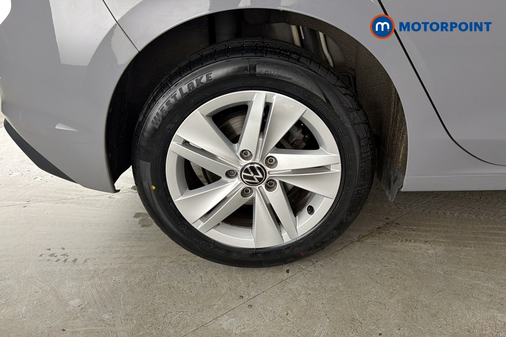 Volkswagen Golf Life Manual Petrol Hatchback - Stock Number (1684212) - 46th supplementary image