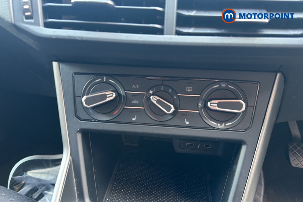 Volkswagen Polo Match Manual Petrol Hatchback - Stock Number (1684239) - 12th supplementary image