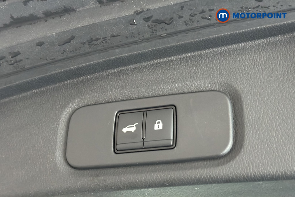 Nissan Qashqai Tekna-Plus Automatic Petrol-Electric Hybrid SUV - Stock Number (1684534) - 35th supplementary image