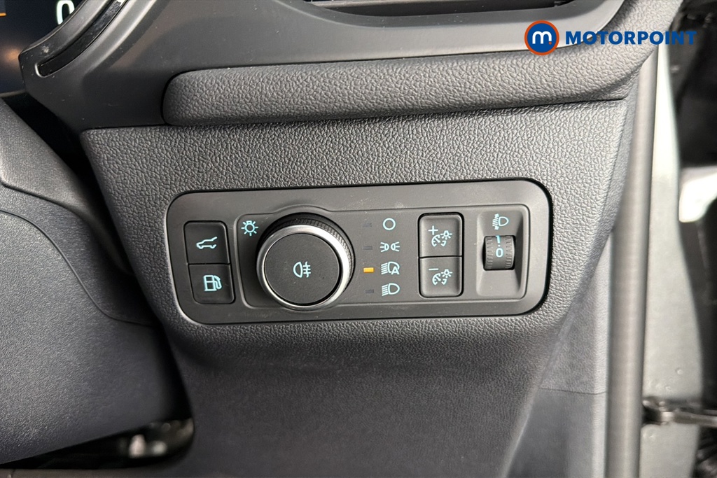 Ford Kuga St-Line Automatic Petrol Plug-In Hybrid SUV - Stock Number (1685050) - 11th supplementary image