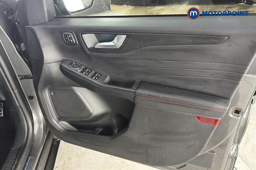 Ford Kuga St-Line Automatic Petrol Plug-In Hybrid SUV - Stock Number (1685050) - 18th supplementary image