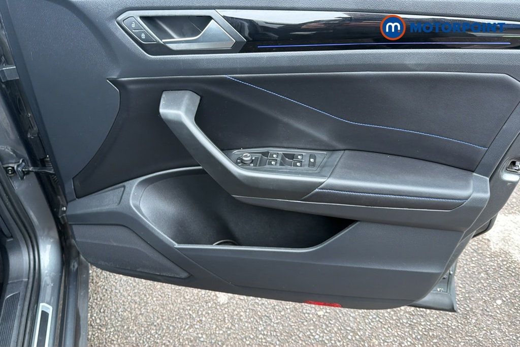 Volkswagen T-Roc R Automatic Petrol SUV - Stock Number (1685222) - 18th supplementary image