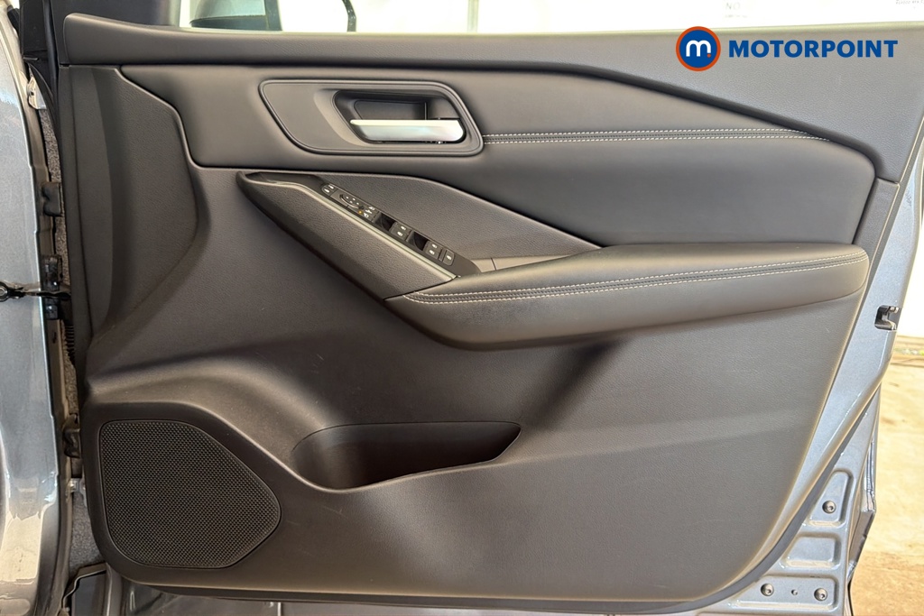 Nissan Qashqai Acenta Premium Manual Petrol SUV - Stock Number (1685732) - 18th supplementary image
