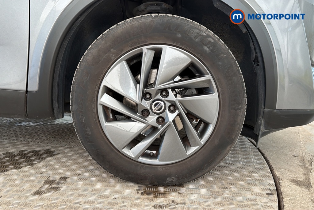 Nissan Qashqai Acenta Premium Manual Petrol SUV - Stock Number (1685732) - 47th supplementary image