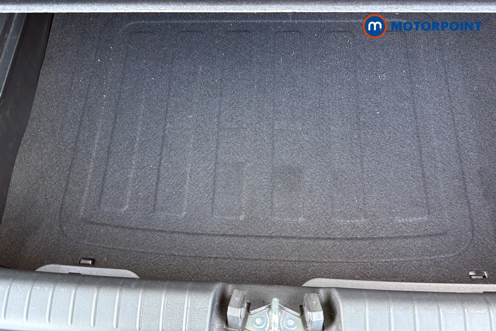 Hyundai I20 Tech Line Automatic Petrol Hatchback - Stock Number (1686029) - 33rd supplementary image