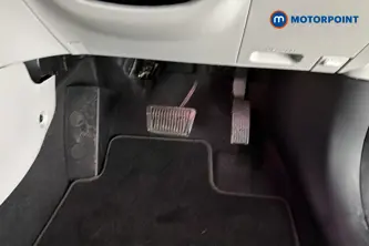 Hyundai I20 Tech Line Automatic Petrol Hatchback - Stock Number (1686030) - 24th supplementary image