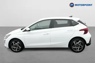 Hyundai I20 Tech Line Automatic Petrol Hatchback - Stock Number (1686048) - Passenger side