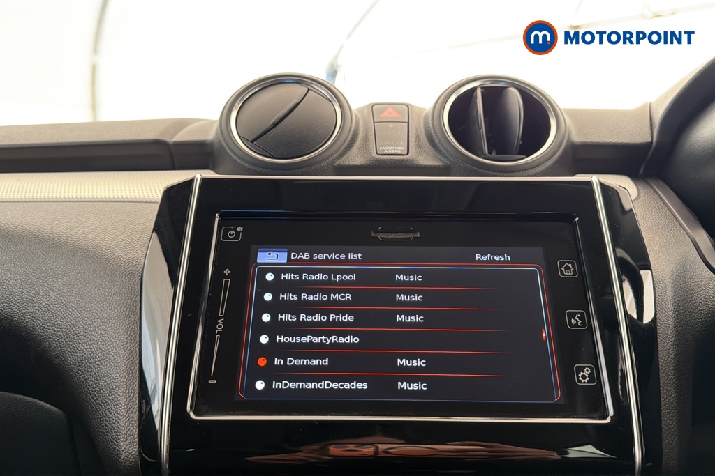 Suzuki Swift Sz-L Manual Petrol Hatchback - Stock Number (1686343) - 8th supplementary image