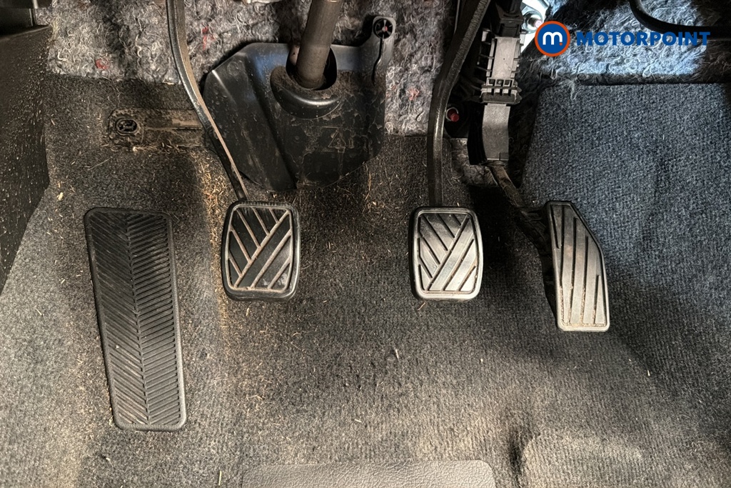 Suzuki Swift Sz-L Manual Petrol Hatchback - Stock Number (1686343) - 24th supplementary image
