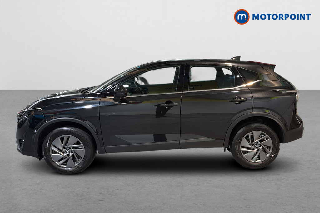 Nissan Qashqai Acenta Premium Manual Petrol SUV - Stock Number (1686346) - Drivers side