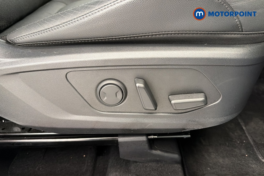 Hyundai Tucson Premium Manual Petrol SUV - Stock Number (1686413) - 23rd supplementary image