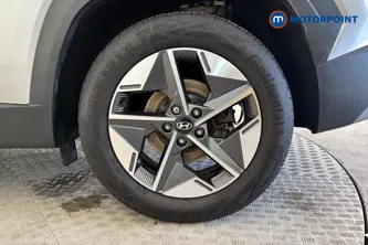 Hyundai Tucson Premium Manual Petrol SUV - Stock Number (1686413) - 45th supplementary image