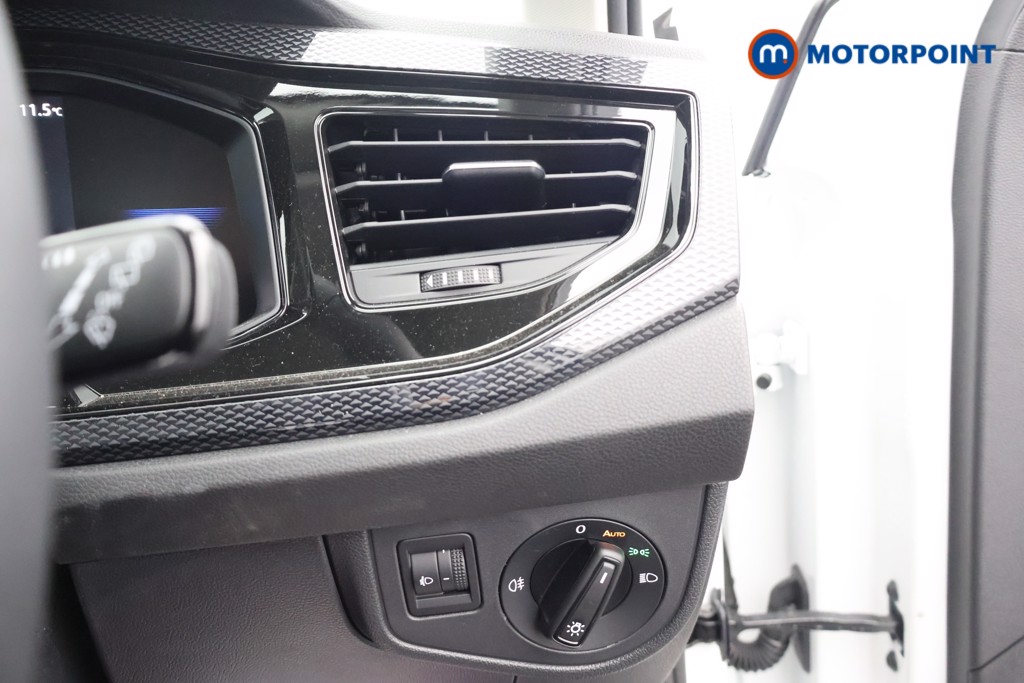 Volkswagen Polo Life Manual Petrol Hatchback - Stock Number (1686418) - 7th supplementary image