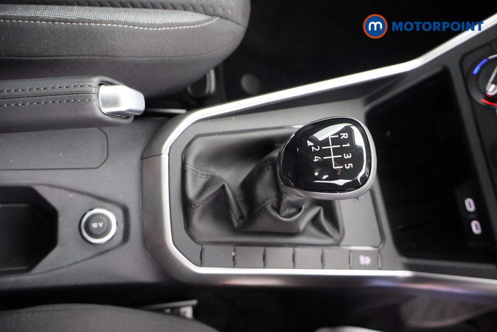 Volkswagen Polo Life Manual Petrol Hatchback - Stock Number (1686418) - 10th supplementary image