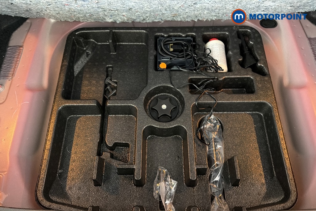 Nissan Qashqai Acenta Premium Automatic Petrol SUV - Stock Number (1590460) - 33rd supplementary image