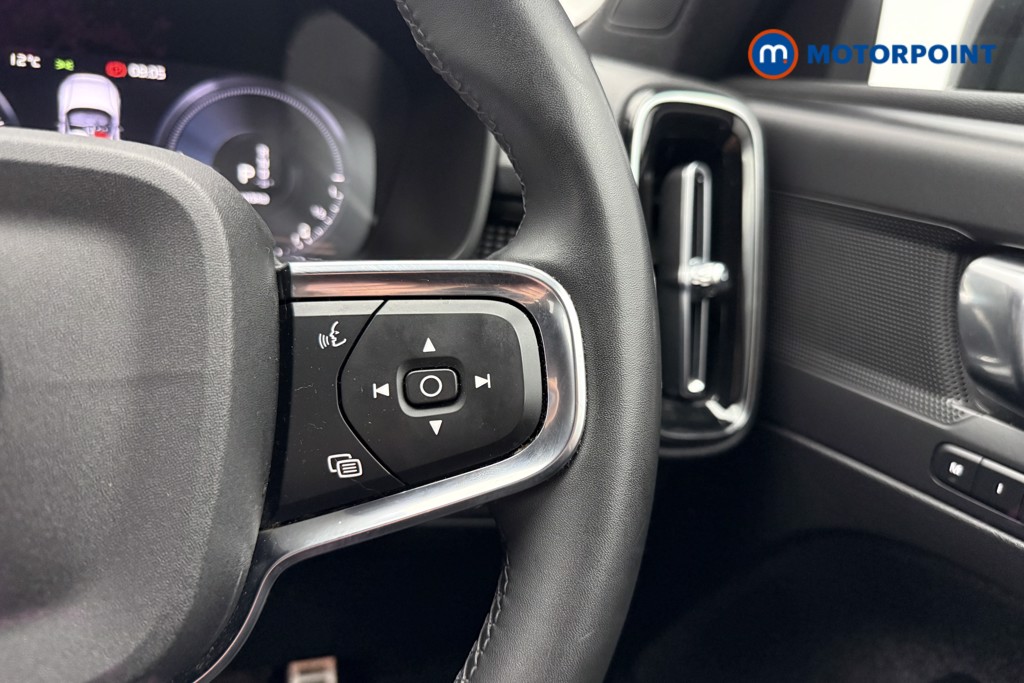 Volvo Xc40 R Design Pro Automatic Petrol Plug-In Hybrid SUV - Stock Number (1616308) - 9th supplementary image