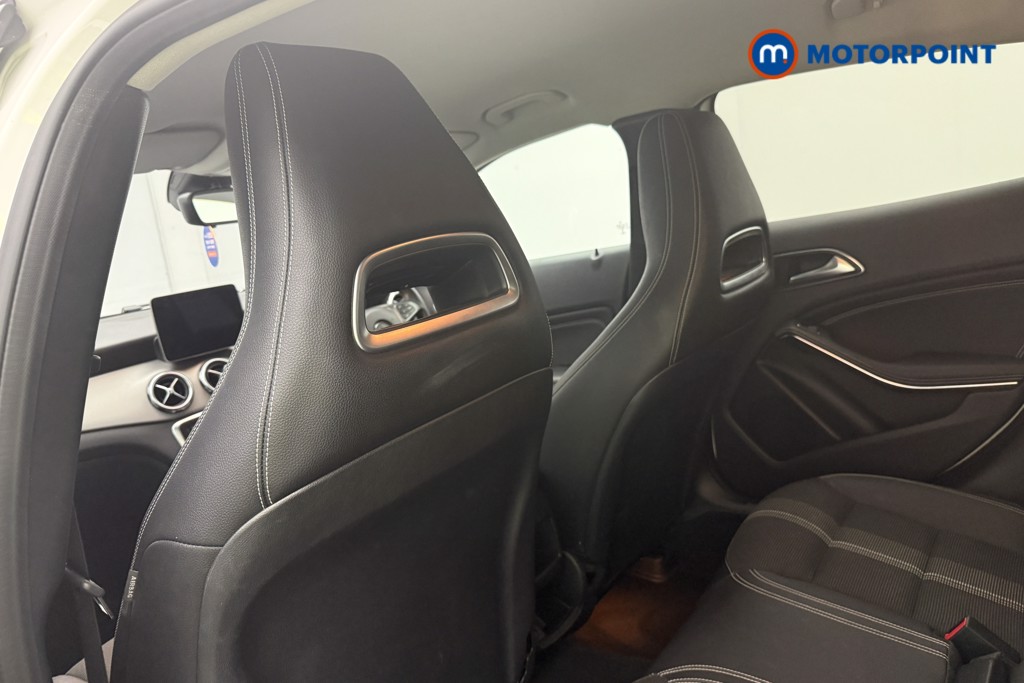 Mercedes-Benz GLA Urban Edition Automatic Petrol SUV - Stock Number (1642538) - 10th supplementary image