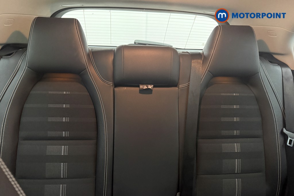 Mercedes-Benz GLA Urban Edition Automatic Petrol SUV - Stock Number (1642538) - 29th supplementary image
