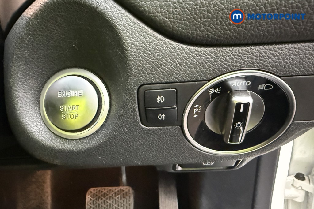 Mercedes-Benz GLA Urban Edition Automatic Petrol SUV - Stock Number (1642538) - 31st supplementary image