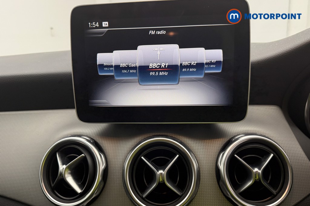 Mercedes-Benz GLA Urban Edition Automatic Petrol SUV - Stock Number (1642538) - 47th supplementary image