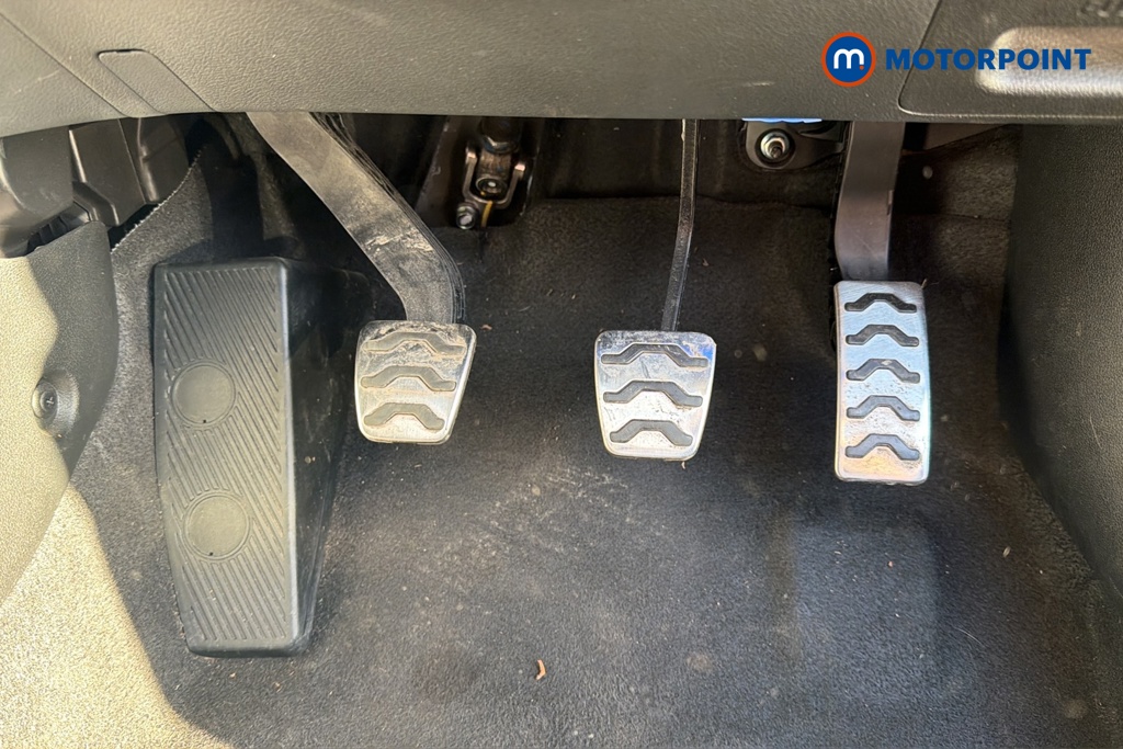 Hyundai Bayon Premium Manual Petrol SUV - Stock Number (1645630) - 24th supplementary image