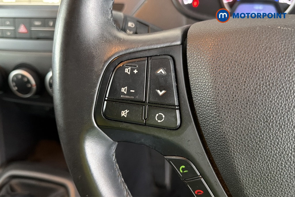 Hyundai I10 Play Manual Petrol Hatchback - Stock Number (1669223) - 4th supplementary image
