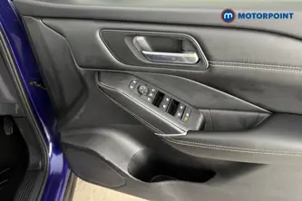 Nissan Qashqai N-Connecta Manual Petrol SUV - Stock Number (1669965) - 19th supplementary image