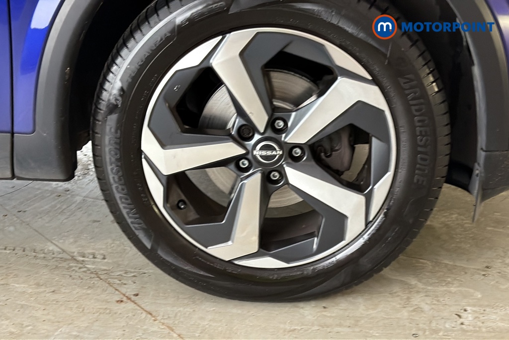 Nissan Qashqai N-Connecta Manual Petrol SUV - Stock Number (1669965) - 47th supplementary image