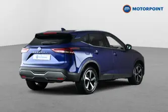 Nissan Qashqai N-Connecta Manual Petrol SUV - Stock Number (1669965) - Passenger side rear corner