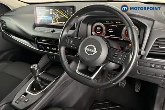 Nissan Qashqai N-Connecta Manual Petrol SUV - Stock Number (1669965) - 1st supplementary image