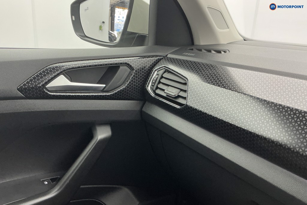 Volkswagen T-Cross SEL Automatic Petrol SUV - Stock Number (1670101) - 16th supplementary image