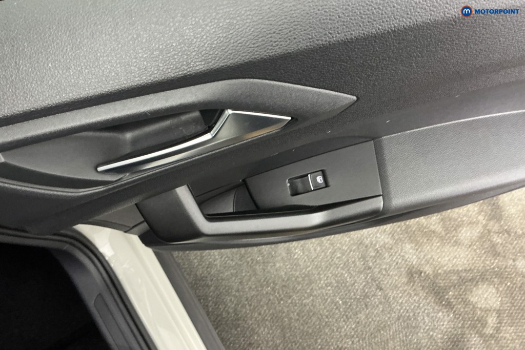 Volkswagen T-Cross SEL Automatic Petrol SUV - Stock Number (1670101) - 23rd supplementary image