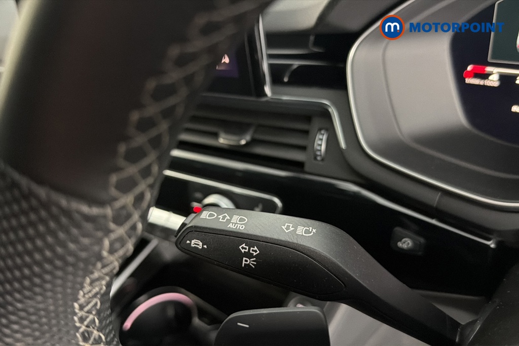 Audi A4 Black Edition Automatic Diesel Estate - Stock Number (1671007) - 5th supplementary image